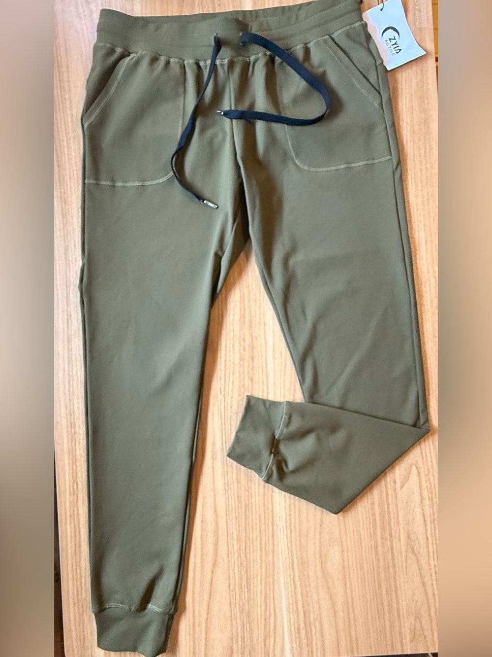 ZYIA Active Unwind Joggers Olive Green Size M NWT